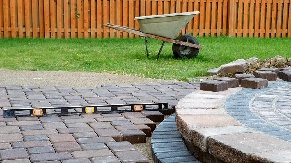 H1-how-to-build-a-patio